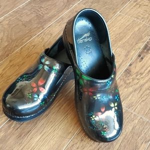 Dansko shoes